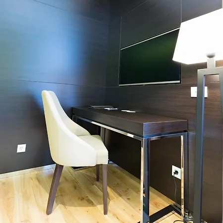 Maccani Luxury 4*
